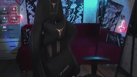  MORE ME   online show from February 21, 2025, 12:49 am