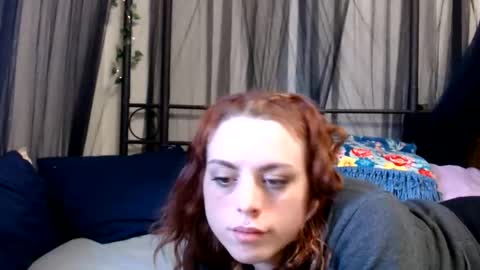 Elina online show from June 11, 2026, 3:37 am