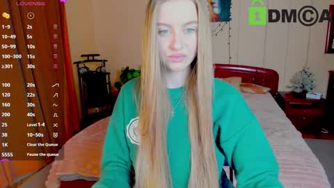 Snapshot of elinor_faith chatting on January 3, 2025, 12:19 pm elinor_faith online show from January 3, 2025, 12:19 pm