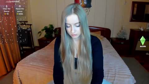 Snapshot of elinor_faith chatting on February 11, 2025, 9:42 am elinor_faith online show from February 11, 2025, 9:42 am