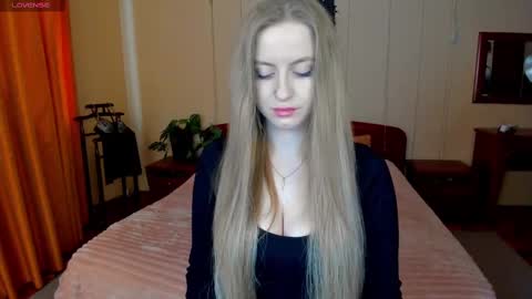Snapshot of elinor_faith chatting on February 22, 2025, 12:19 pm elinor_faith online show from February 22, 2025, 12:19 pm