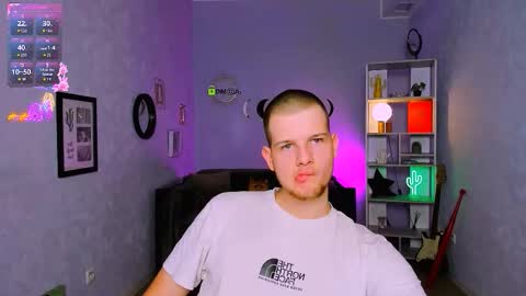 eliot_meow online show from September 20, 2025, 4:19 pm