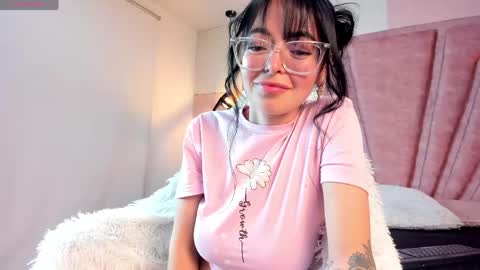 ELISSA online show from April 16, 2026, 4:13 am