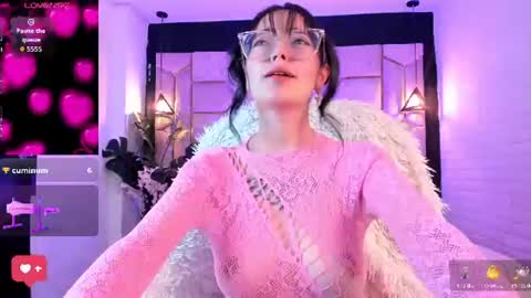 Snapshot of elisa_collins chatting on June 25, 2026, 5:12 am ELISSA online show from June 25, 2026, 5:12 am