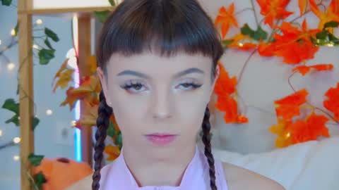 ElisabethDavis online show from October 6, 2025, 3:20 pm