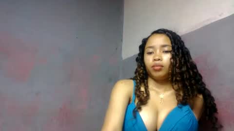 Snapshot of elisabethee chatting on May 27, 2026, 8:17 pm elisabethee online show from May 27, 2026, 8:17 pm