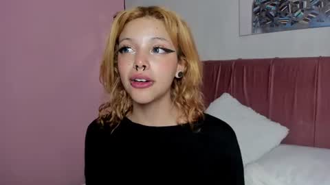Snapshot of elisabethflores chatting on June 25, 2026, 5:23 am elisabethflores online show from June 25, 2026, 5:23 am