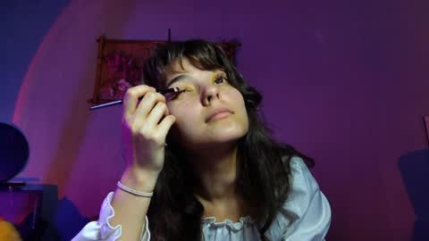 Elin online show from April 5, 2026, 1:08 pm