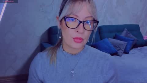 Elisabeth online show from September 14, 2025, 6:29 pm