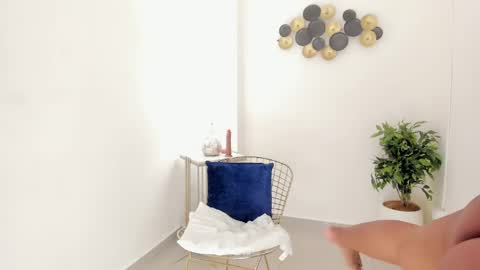 Snapshot of elise_davenport chatting on April 29, 2026, 5:30 pm elise online show from April 29, 2026, 5:30 pm