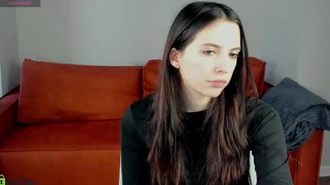 Elise online show from March 27, 2026, 8:26 am