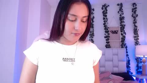 ELISE online show from April 15, 2026, 3:46 am