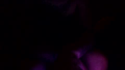 elisharay95 online show from February 18, 2025, 10:27 am