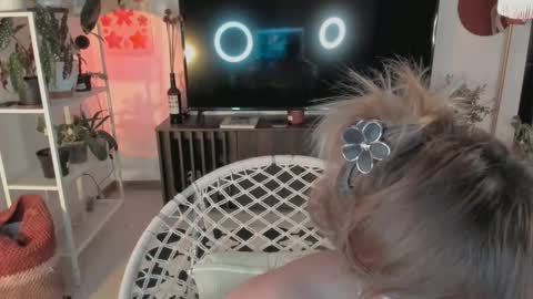 Snapshot of elitaaaa chatting on February 25, 2026, 1:15 am eli online show from February 25, 2026, 1:15 am