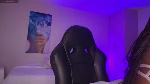 ELIZA online show from October 16, 2025, 11:44 am