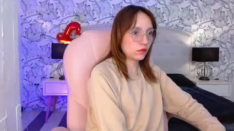 Eliza online show from March 4, 2025, 10:16 pm