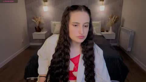 Snapshot of elizabet_collins chatting on May 6, 2026, 9:14 am Elizabet online show from May 6, 2026, 9:14 am