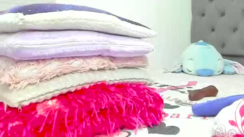Snapshot of elizabeth_18_ chatting on July 9, 2026, 3:21 am ELIZA online show from July 9, 2026, 3:21 am
