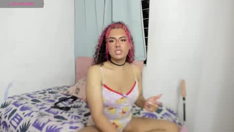 elizabeth_777 online show from February 25, 2025, 12:25 am