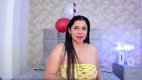 Elizabeth online show from February 21, 2025, 1:22 am