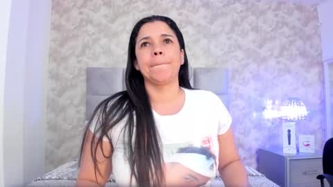 Elizabeth online show from March 6, 2025, 7:54 pm