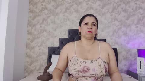 Elizabeth online show from March 13, 2026, 8:59 pm