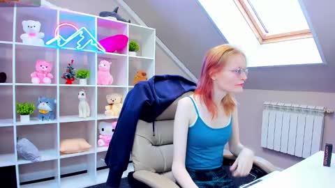 Snapshot of elizabeth_harpper chatting on January 3, 2025, 4:33 am Elizabeth online show from January 3, 2025, 4:33 am