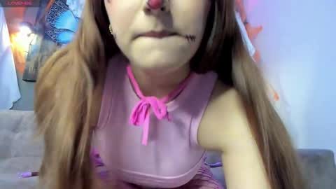 Snapshot of elizabeth_lamer chatting on October 26, 2025, 7:36 am Elizabeth Lamer online show from October 26, 2025, 7:36 am