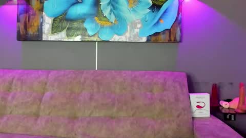 Snapshot of elizabeth_lamer chatting on November 13, 2025, 6:45 am Elizabeth Lamer online show from November 13, 2025, 6:45 am