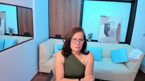 Snapshot of elizabeth_muse chatting on July 13, 2026, 11:57 am Elizabeth online show from July 13, 2026, 11:57 am