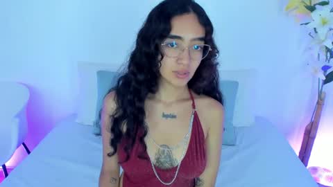 Elizabeth  online show from April 21, 2026, 7:39 pm