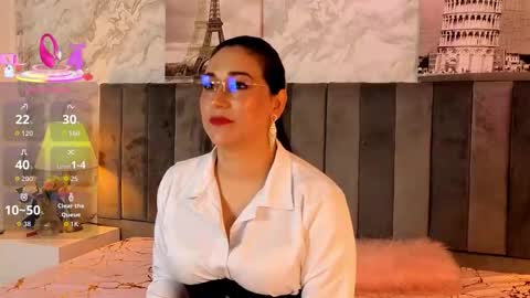 elizabth online show from November 27, 2025, 11:56 am