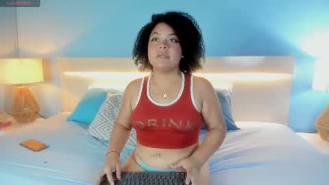 elizabethbloomm online show from July 5, 2026, 3:56 am