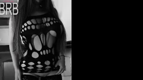 Snapshot of elizabethliones01 chatting on June 27, 2026, 10:59 pm instgram aly leiv17 ---- Im model-independent online show from June 27, 2026, 10:59 pm