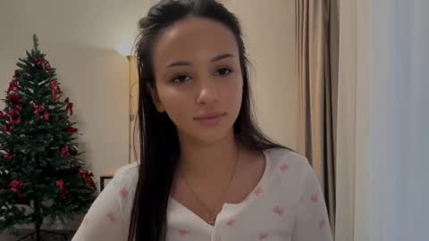 Mia online show from January 15, 2026, 8:41 am