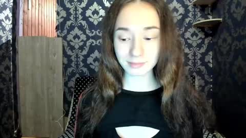 elizabethrice online show from January 19, 2025, 12:06 am