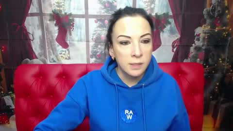 ElizabethSho online show from January 11, 2026, 6:02 pm