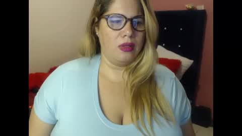 Snapshot of elizabethtaylor1 chatting on February 8, 2025, 11:55 pm Elizabeth online show from February 8, 2025, 11:55 pm