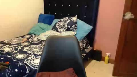 Snapshot of elizabethtaylor1 chatting on March 10, 2025, 2:05 pm Elizabeth online show from March 10, 2025, 2:05 pm