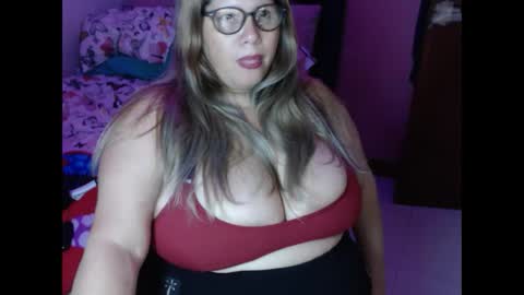 Snapshot of elizabethtaylor1 chatting on October 12, 2025, 10:31 pm Elizabeth online show from October 12, 2025, 10:31 pm