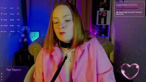 Lizzy online show from November 22, 2025, 9:25 pm