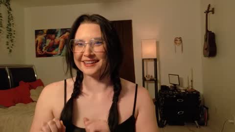 Eliza online show from February 2, 2025, 3:21 am