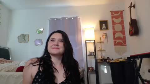 Eliza online show from September 23, 2025, 12:41 pm