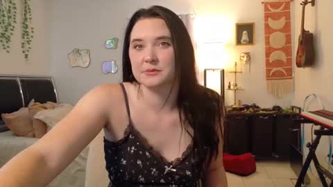 Eliza online show from October 14, 2025, 12:28 pm