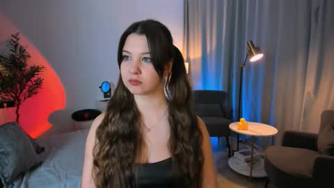 Snapshot of elizamild chatting on February 27, 2026, 1:00 pm Eliza online show from February 27, 2026, 1:00 pm