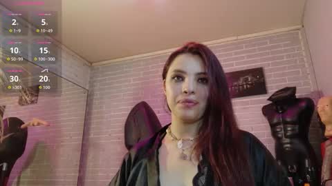   online show from October 3, 2025, 5:04 am