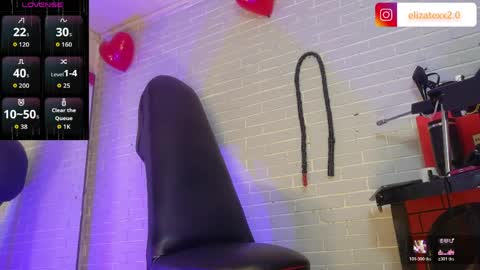 Snapshot of elizatex chatting on April 23, 2026, 8:11 pm online show from April 23, 2026, 8:11 pm