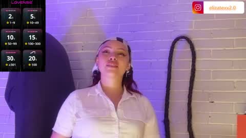 Snapshot of elizatex chatting on May 20, 2026, 7:09 pm online show from May 20, 2026, 7:09 pm