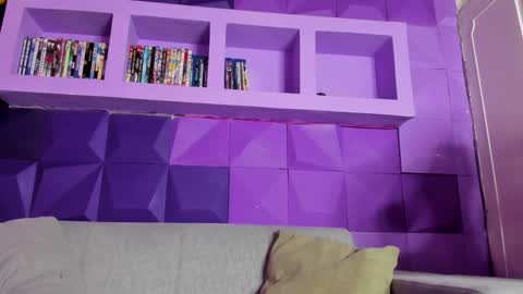 elizbeth_777 online show from January 25, 2025, 2:14 pm