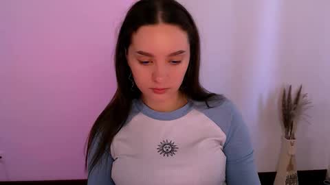 elizsun online show from March 26, 2026, 9:04 am